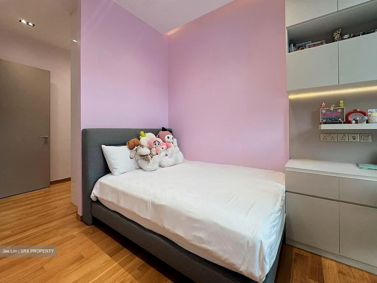 Watercove (D27), Terrace #569144991